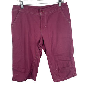 Athleta Bermuda Pocketed Purple Contrast Button Cargo Women's Shorts